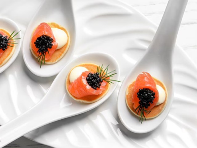 Receta: Cucharitas de Salmón con crema agria